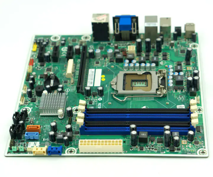 Základní deska HP Pro 3130 7100 614494-001 612500-001 601312-001 MS-7613 V1.1