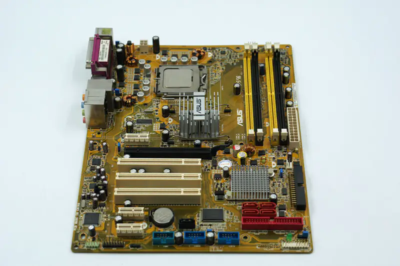 Základní deska Asus P5B P965 LGA 775 ATX