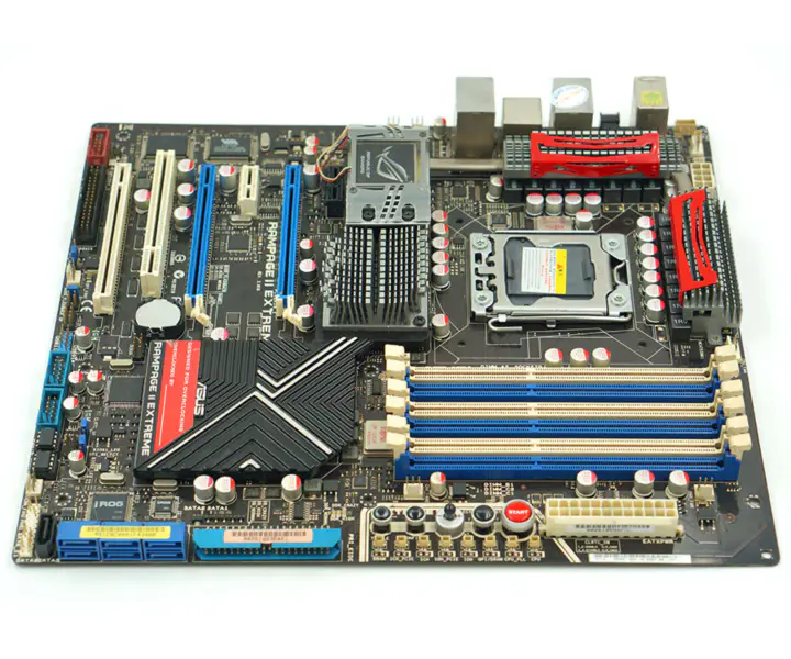 Základní deska Asus Rampage II Extreme