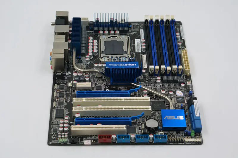 Základní deska Asus P6T WS Professional X58 LGA 1366 ATX