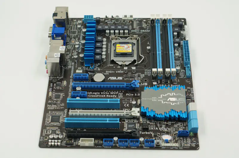 Základní deska Asus P8Z77-V LE PLUS Z77 LGA 1155 ATX