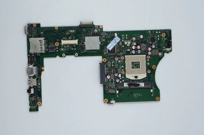 Základní deska Asus X501A X301A X401A REV2.0 Maib s procesorem i3 HM76