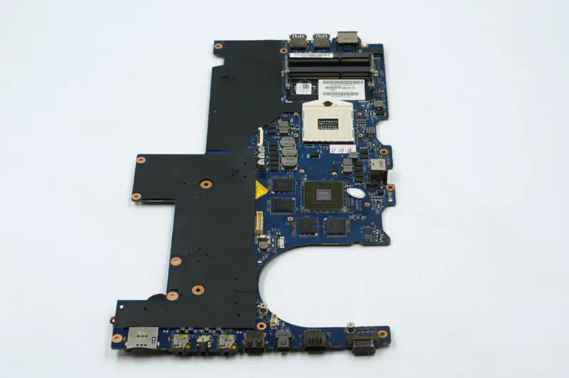 Základní deska Dell M14X R2 LA-8381P GT650M