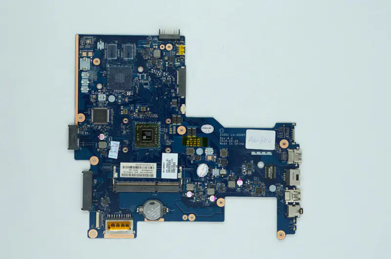 Základní deska HP ZSO51 LA-A996P 764264-501 764264-001 15-G