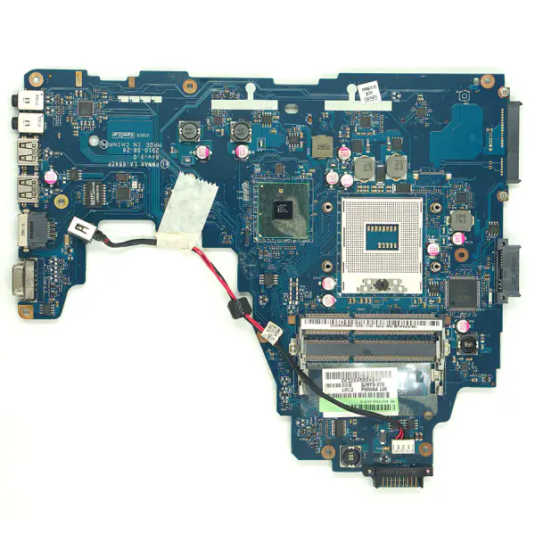 Základní deska Toshiba LA-6842P C660-1F1 K000111440 Integrated
