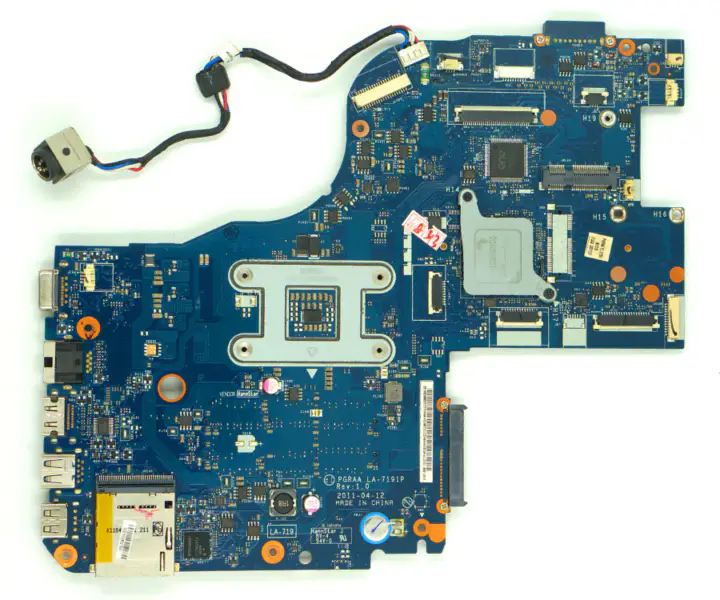 Základní deska Toshiba K000126520 PGRAA LA-7191P Qosmio X770 X775 HM65 GMA HD3000 s grafickým slotem