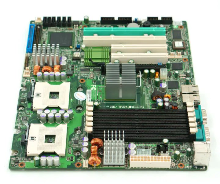 Základní deska Supermicro X6DAL-TB2 pro pracovní stanice s čipovou sadou E7525