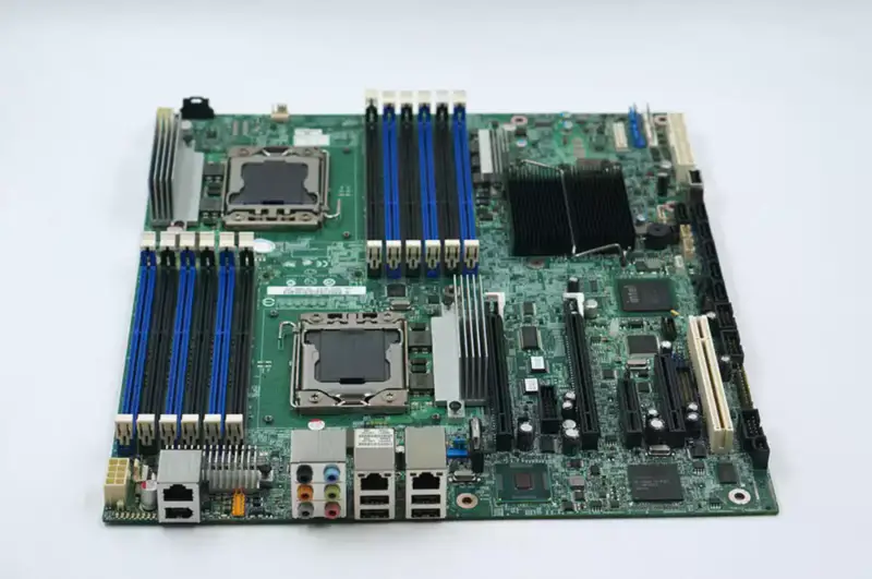 Serverová základní deska Intel S5520SC LGA1366
